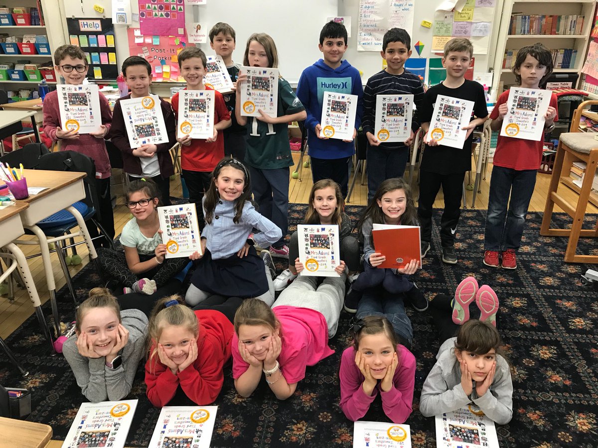 adams3eh's tweet photo. 3A has a room full of published authors! ⁦@studentreasures⁩ #proudauthors https://t.co/T3aNHrcwSj