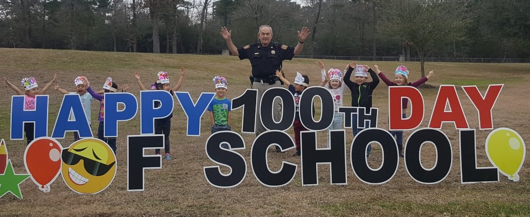 Pre-Scholars are 100 days smarter and cuter! (Officer Meaderis too)
<a href="/NicholsSawmill/">Nichols Sawmill Elementary</a> 
#nseempower