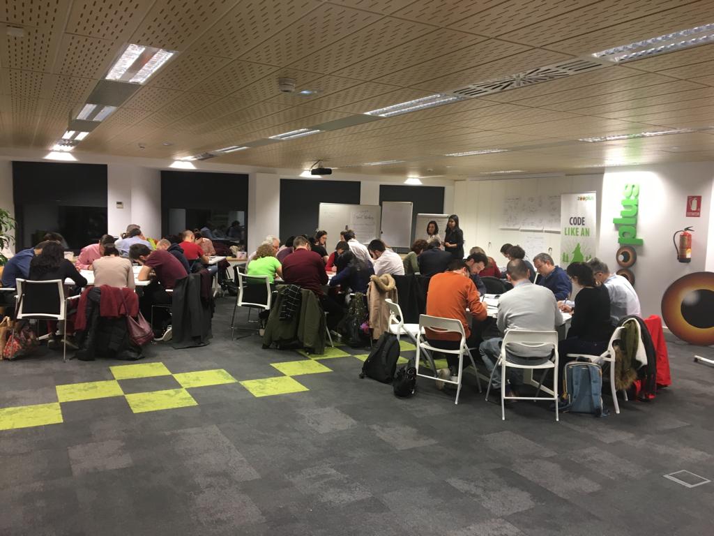 Hemos pasado una tarde estupenda @rochatatianas y yo facilitando un meetup de visual thinking en <a href="/ZooplusTechMad/">zooplus Tech Madrid</a> . Gracias por cedernos el espacio! Espero que todos los asistentes hayan salido tan satisfechos como nosotras #VisualThinking #sketch #AccentureAgile