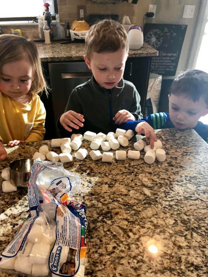 SLCSpearson's tweet photo. These #pearsonpioneers had fun baking in the kitchen on this cold day! Baking is a great way to stay warm and you end up with yummy treats too! #colddaycooking #togetherisbetter #pavetheway #polarvortex19 https://t.co/GSQPKrVhTU