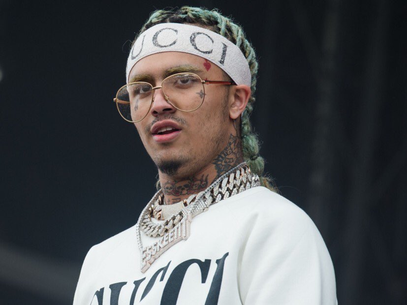 Doing some scientific research on who the better lyricist is

Like for Eminem
RT for Lil Pump