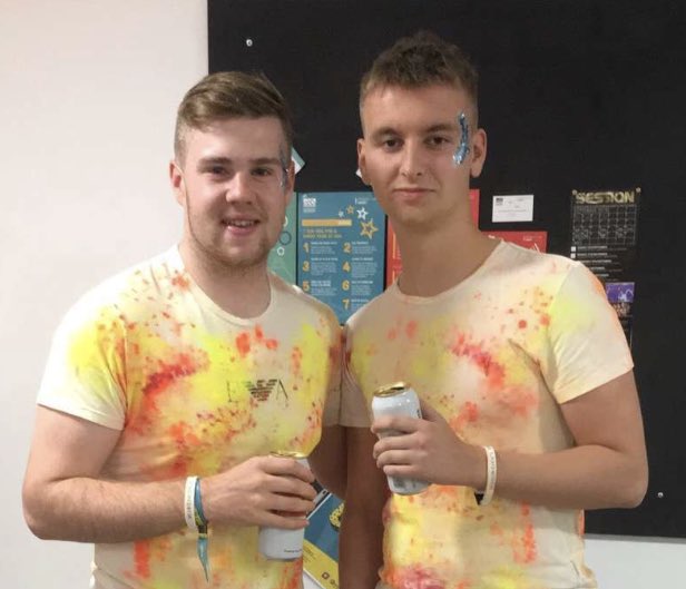 Lallanasinpjsfc's tweet photo. ✍🏻 Were delighted to confirm the signing of Jack Marshall subject to medical. #WelcomeJack
Here he is celebrating his move with fellow player @GTUnwin! https://t.co/BBrXf5u58l