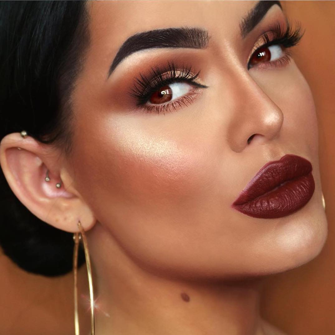 ABHcosmetics's tweet photo. Classic vamp ❤️#Dipbrow Pomade in Ebony, #ABHSoftGlam Palette, Contour Cream Kit, and Vamp #ABHLiquidLipstick @VictoriaAnnW21 

#ABHBrows #ABHContour #ABHLips #AnastasiaBeverlyHills https://t.co/bFENSbNb2z