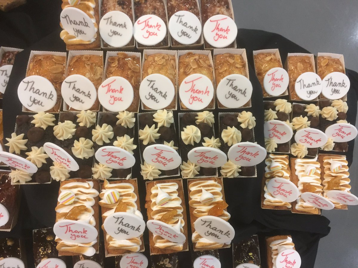 What a final show @ SCB pulled pork mac n cheese, paprika chicken slider# made by Audrey 300 cakes#popcorn#expresso martini bar# live band#smashed it!!