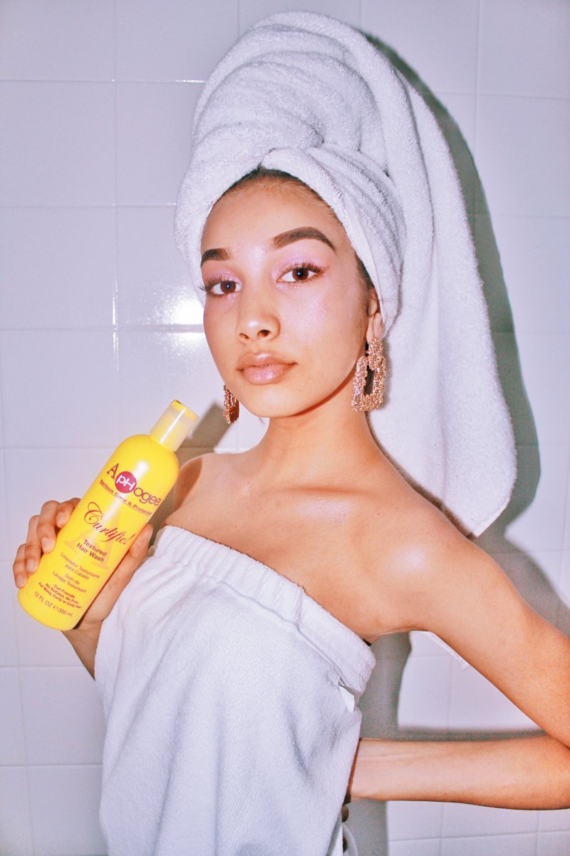 ApHogeeHair's tweet photo. When #Aphogee is life. 
What is your at-home hair treatment?
#aphogee #hairinspo #beautyinspo https://t.co/wQmezFvVdm