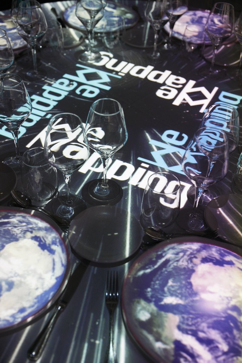 ChristieDigital's tweet photo. This one is for you #foodies!🍜😋 An #audiovisual experience is reinvigorating the events sector in #Madrid in a combo of #tech & #gastronomy. Bring your #techappetite for this story> https://t.co/aLvOkxIQNW #foodandtech #laserprojection #eventech #foodevent #techcreativity https://t.co/BcQon9lKJ4