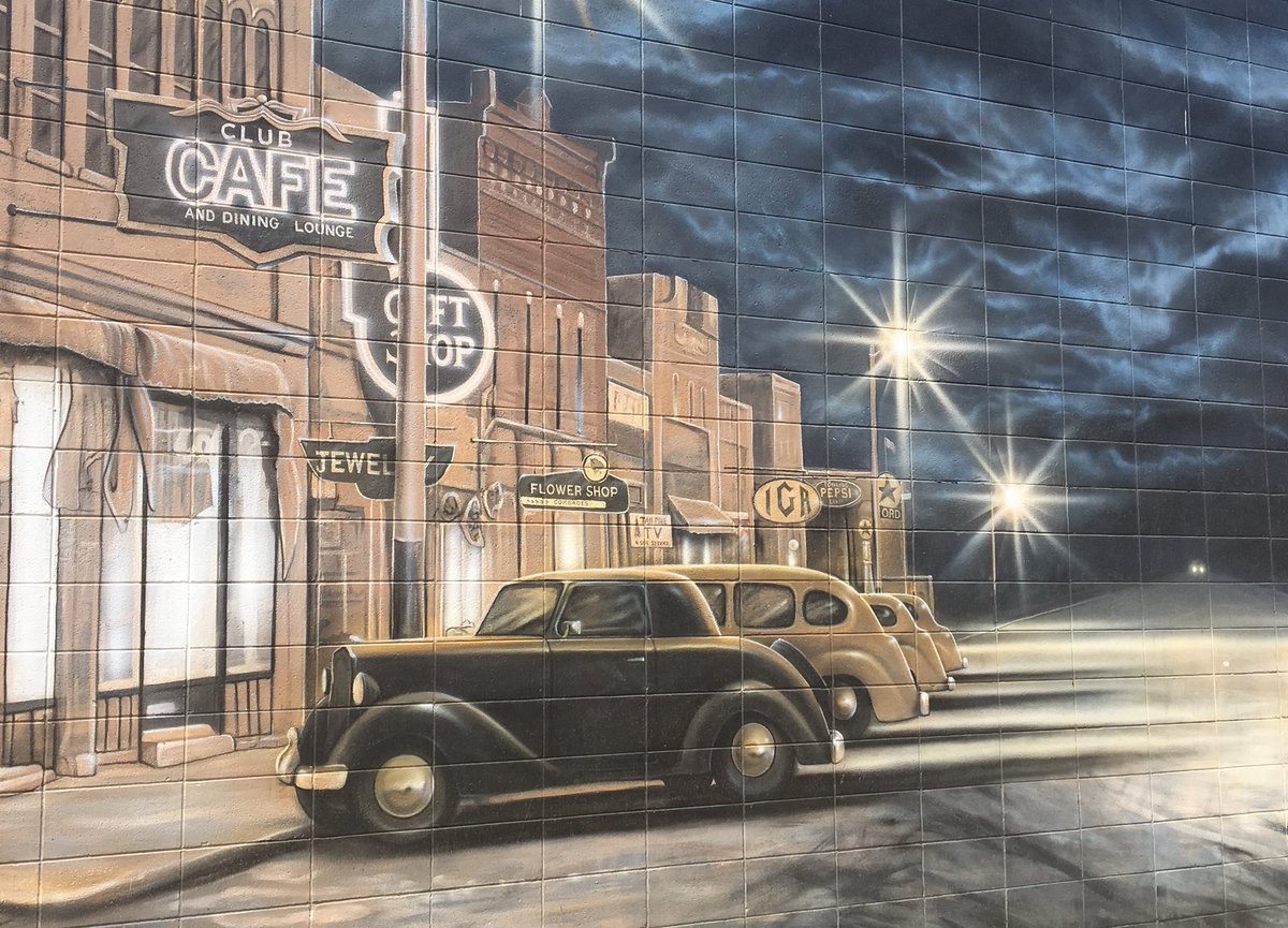 Norwester's tweet photo. @byterryjones I’ll start with my favourites... #lacombemurals #lacombe https://t.co/Eky9gKauSC