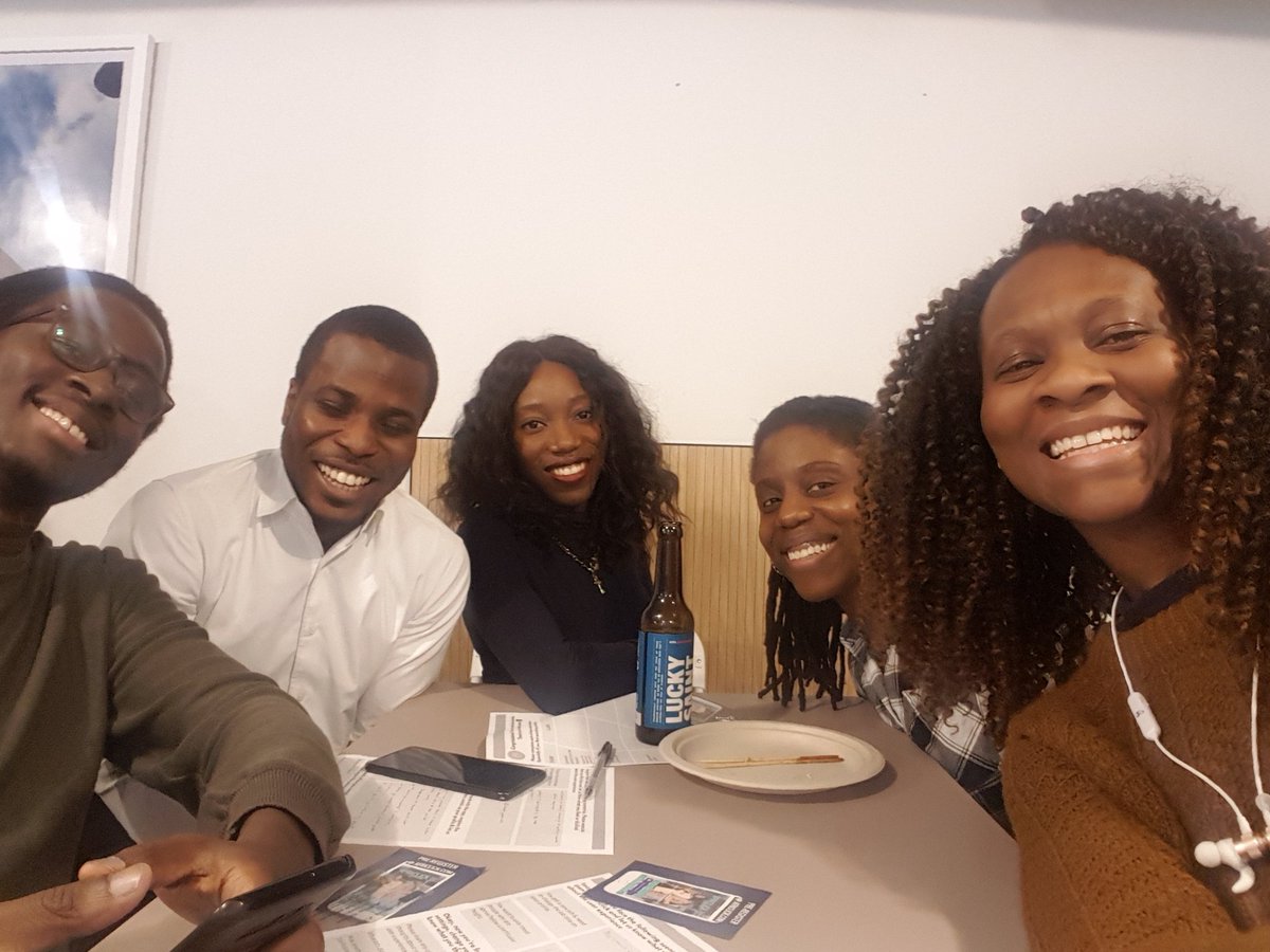 AfriqOkinNative's tweet photo. Had such a great evening at the  @Africlick beta testing for @Android   its amazing to be around great people @TeamBtng @stylebysidiqa @_ahmedMajeed @AdjayeKafui #Greatminds #Afriqokin #Africlick https://t.co/2O1JcLBb5X
