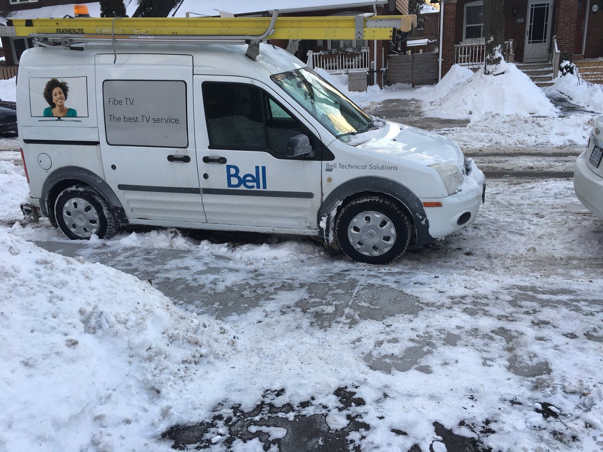 Hey #Bell do you always make a point of blocking people’s driveways after the year’s heaviest #snow during #rushhour! #ignorantAF #ignorant
