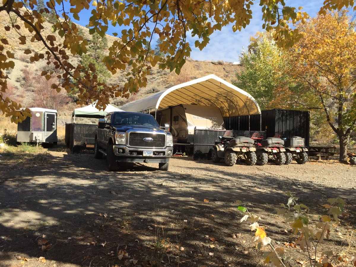americanfab's tweet photo. The setting up of our good friend Sam's secret O.G. compound. @americanfab @OasisTents @sumobags #CustomShelters #PortaGarage #Tents #Structures #Frames #BoatHouse #ATV #Hunting #AvantePlumbing #Dogs @BCWildfiresApp #Military #Hoarding #Fencing #Security #Guns #CountryLife #Beers https://t.co/nWC2XvfJAd
