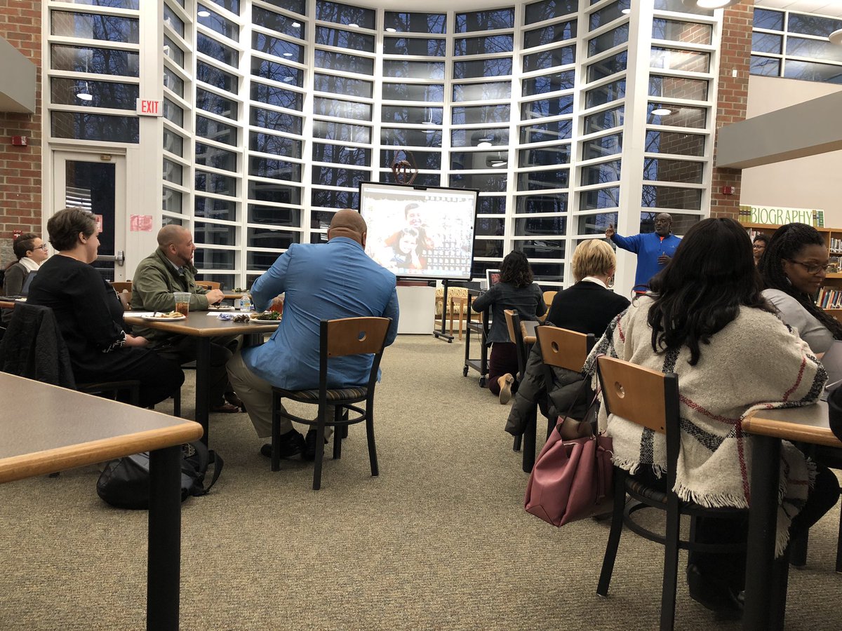 zpatel24's tweet photo. They say, you’re only as good as the company you keep so we at the BAC District 4 meeting must be Golden😉 Thank you for hosting us @wchavis @EnloePtsa ! @wcpssmagnets @WCPSS @CentralWCPSS @littlebluespal https://t.co/CMtQrXDB7n