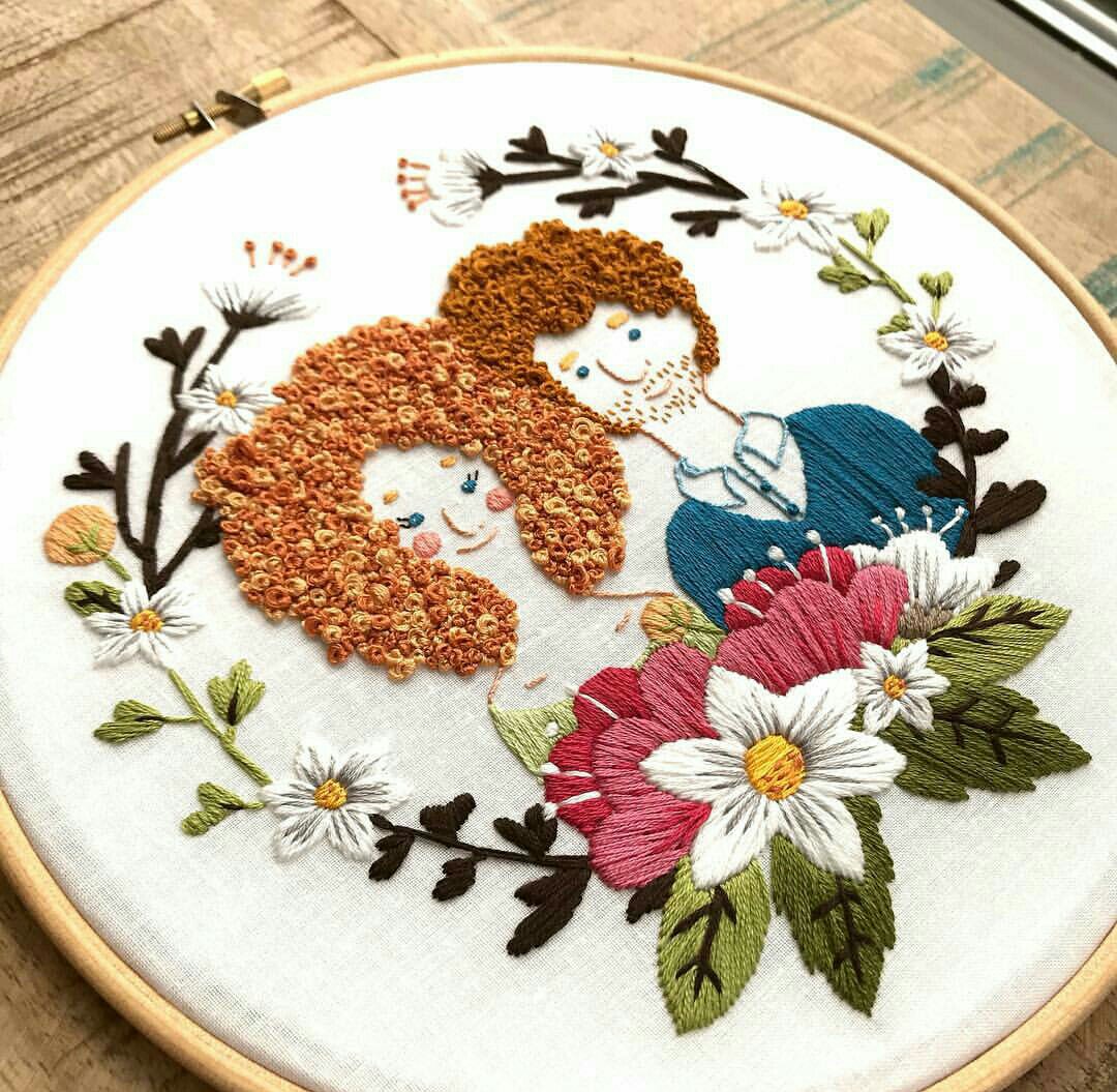 So lovely! 😍 @threadypulse . . #handembroidery #handstiched #flowerembroidery #modernembroidery