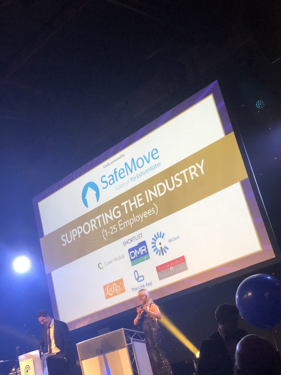 vicmoffatt's tweet photo. Ah thatβs so kind, THANK YOU! RT @divorcexpert: @LexRexComms very proud @vicmoffatt @ModernLawMag @VicWarehouse #prmanchester #legalpr https://t.co/7yKyxf5pvU