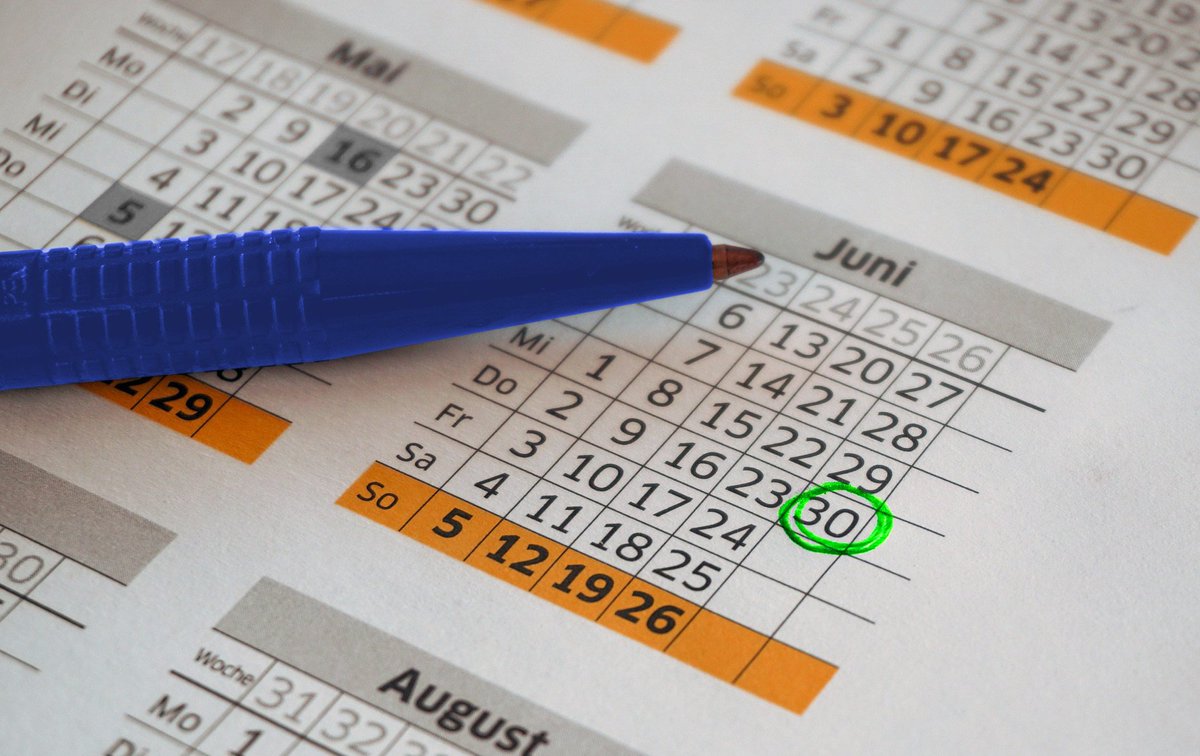 De #informatieplicht #energiebesparing voor grootverbruikers zal u niet ontgaan zijn.

Maar hoe rapporteert u aan het 'bevoegd gezag'?
✔ Wat moet u melden?
✔ Is uw rapportage voldoende?
✔ Welke voordelen zijn er nog?

lnkd.in/ewuN4hM

Alles voor de #EnergiekeZaak ⚡