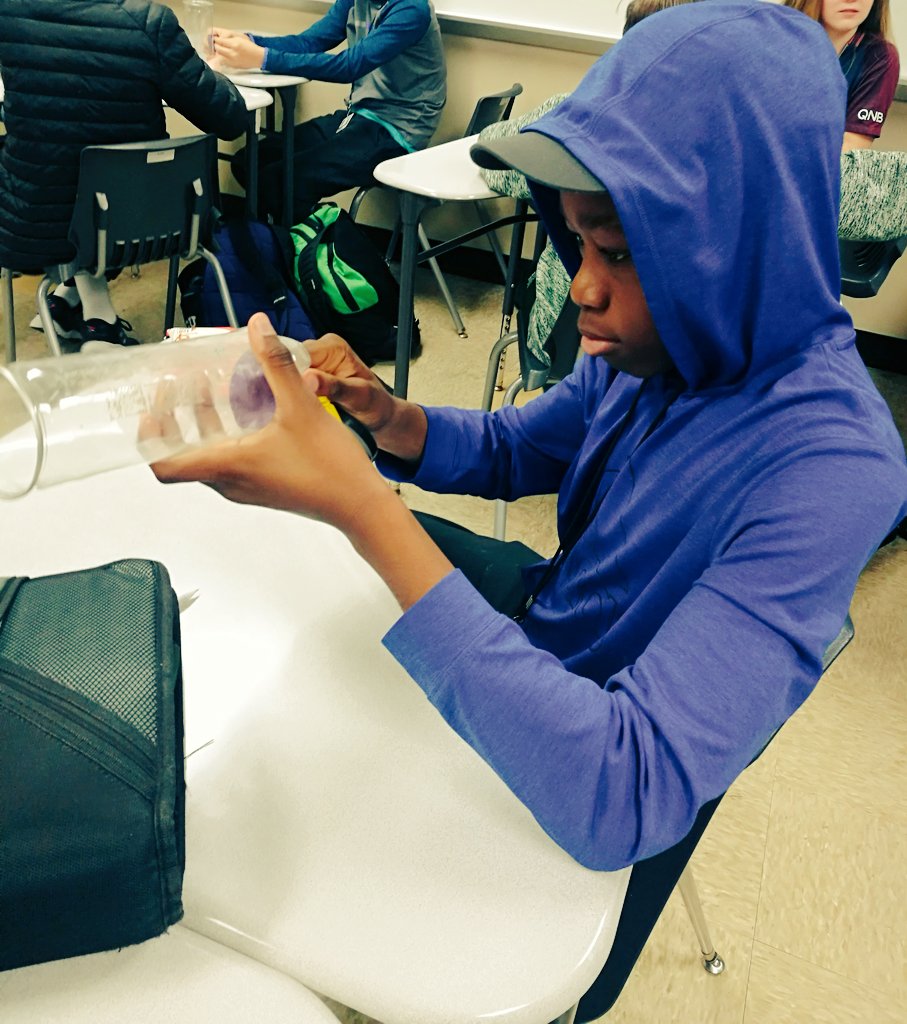TSMSScience's tweet photo. Respiratory System: This STEM "Build-A-Lung" model activity really made these kids think. #nodirections #noexample @TSMSKeller Thanks @tsmsruiz for the tennis ball cans. @KISD_Science https://t.co/QnyIDmPAcc