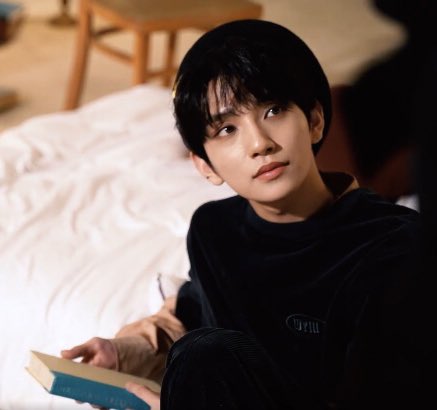 low quality joshua tweet media