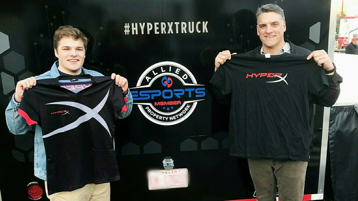 HyperXTruck's tweet photo. Thanks for stopping by to play some #Madden at the #HyperXTruck for our #HyperXTailgate Party, @GusFrerotte!
๐ฃ Open until 10PM, Free Admission
๐https://t.co/TLONyeEpNk
#wearemadden #freeadmission https://t.co/bgGQ2xS3HM