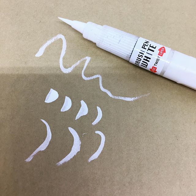 Kuretake Zig Cartoonist Extra Fine Brush Pen White Yoseka, White Pen