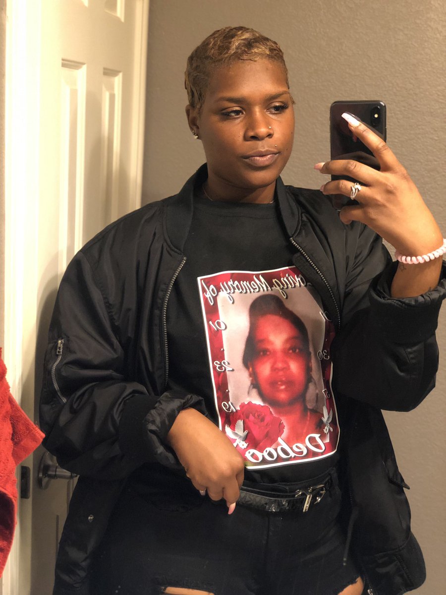 ASHLIE_33's tweet photo. R.I.H DEBOO 😇🙏🏾 watch over me granny 😘🥰 https://t.co/OJEPiel1tI