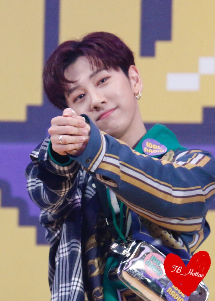 ROHsBEST's tweet photo. 190131 ์์ด๋ ๋ผ๋์ค preview
์ญ์ ๋..
๋์ ๊ฝ์ด์ผ...๐บ
#๋
ธํํ #Rohtaehyun #IWannaKnow #diRTHday #์์ด๋๋ผ๋์ค #๊ฝ์ด์ผ https://t.co/e1QBJqX7P0