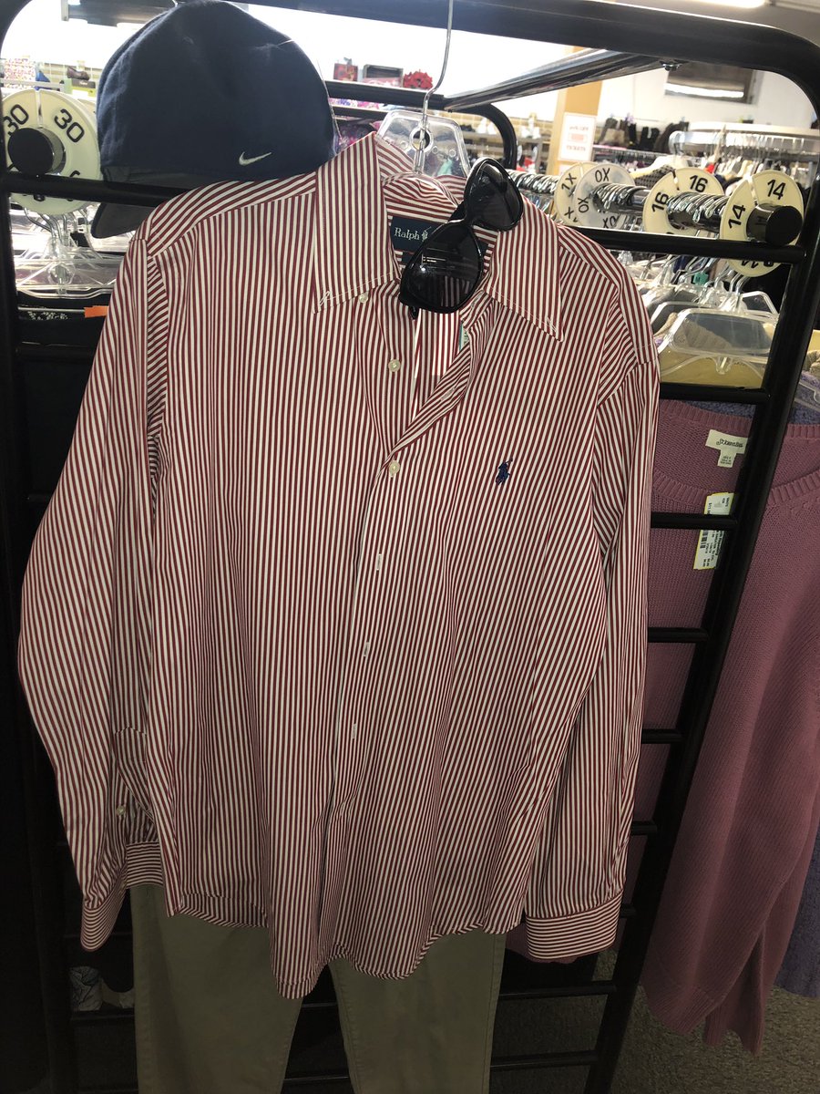 OhioWorth's tweet photo. Score!! For tomorrow nights game, come get your preppy look for frat nightππ§’ show this post or your school ID for 10% off #prepnight #fratnight @PitMonarch2019 @MHS_StudentCo @MarysvilleEVSD https://t.co/KlFgaEd6TU