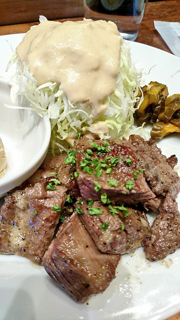 カジ على تويتر ステーキてっぺい 六本木buff De ランチ 何かのイベントでこの店の肉を食べたら好みだったので 看板メニューの ランチハラミステーキ バター醤油ソース 目当てで来店 W ハラミの横のはアイスじゃないよw ステーキてっぺい 六本木 六本木