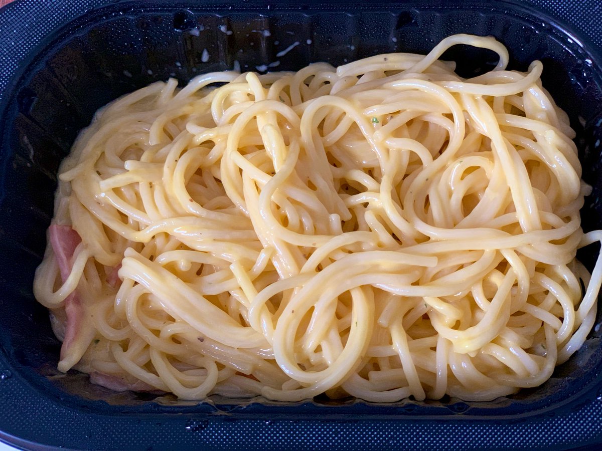 ずぼらda麺 S だーすけ 太陽出てきた 雪掻きがひと段落したので お昼ご飯にします レンジでチン セブンイレブンの冷凍食品 カルボナーラです 冷蔵のものより安いし しっかり美味しいのでお得感ありまっせ ๑ ᴗ セブンイレブン コンビニ ずぼらda麺 S だーすけ 太陽出てきた 雪掻きがひと段落したので お昼ご飯にします レンジでチン セブンイレブンの冷凍食品 カルボナーラです 冷蔵のものより安いし しっかり美味しいのでお得感ありまっせ ๑ ᴗ セブンイレブン コンビニ