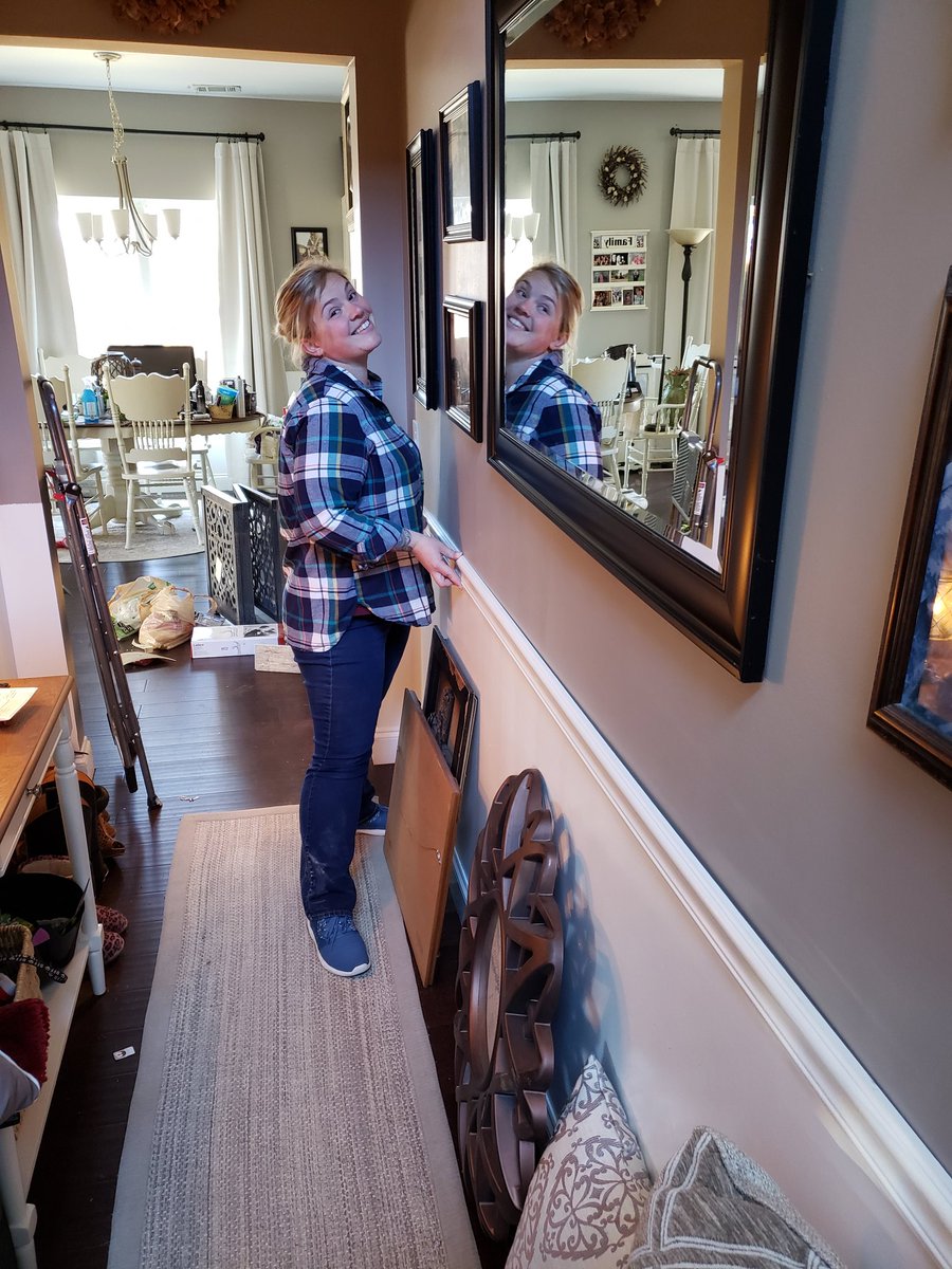 Rachel_1764's tweet photo. Lots accomplished today. I am exhausted but we got so much done. I cannot wait to see it all done. #veteransproject @DeanJeanette @RealTSouth @d_huff22 @e0dd24f0b368451 @homedepot1764 https://t.co/W64YPc2YrG