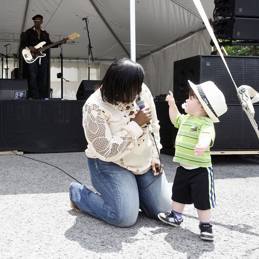 #AnjiBrooks #CCCopeland
Chicago #bluesAllstars . . Windy City’s Red, Hot &amp; Blue Revue Delivers #ElectrifiedBlues To Believers Worldwide
#BluesIsMyReligion #BluesToday #ChicagoBlues #ChicagoBluesAllStars #ChicagoBluesExplosion #ChicagoBluesSociety #ChicagoBluesTV