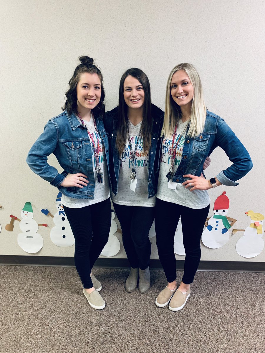 learners_happy's tweet photo. Triplets, quadruplets, and twins!!! #PhoenixPride #payitforward #gfschools #dressupday @PhoenixElemGF https://t.co/ozii4Bpsl8