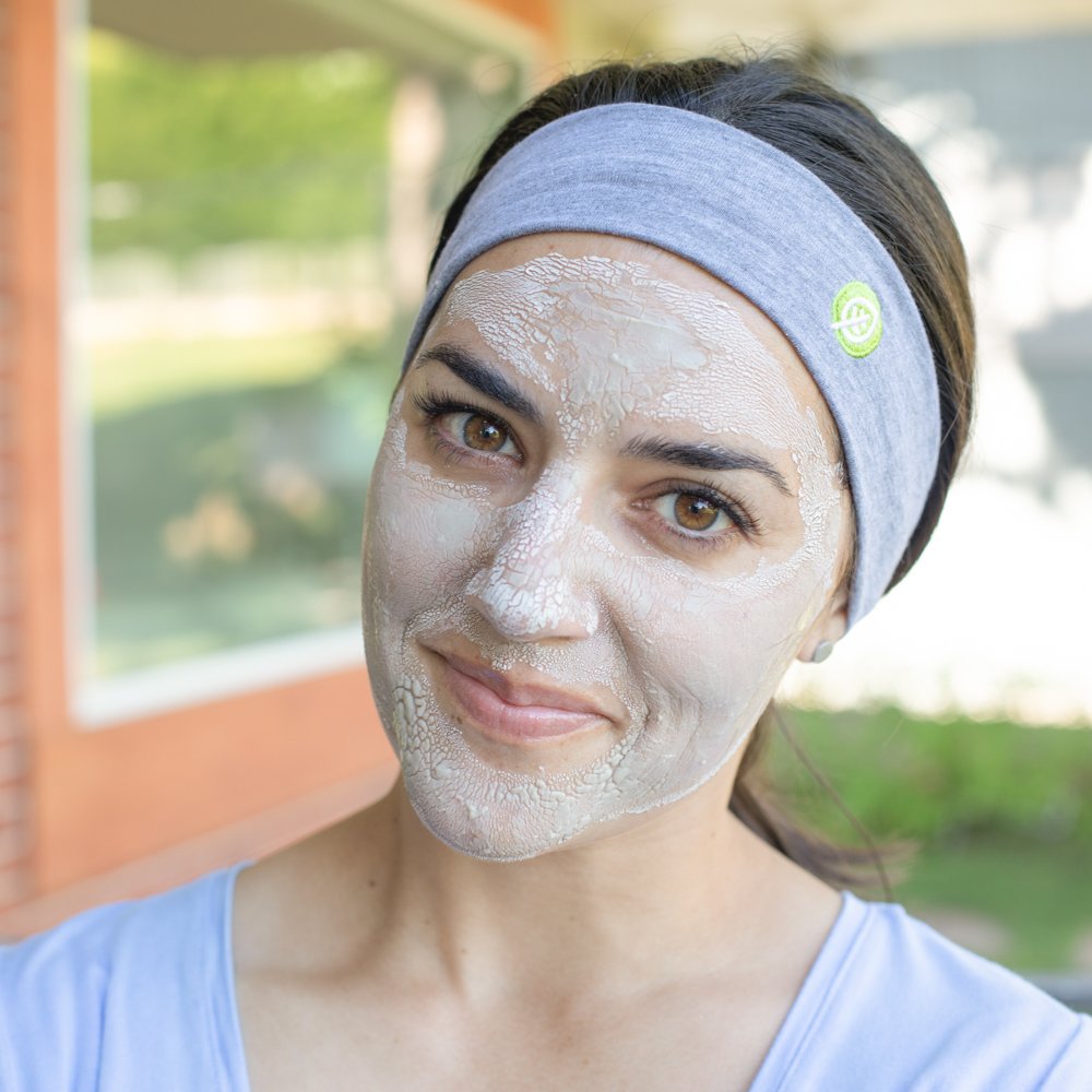 Redmond Clay is a simple and inexpensive bentonite clay mask with the power to minimize and clear pores. #seeyourselfagain

Get Redmond Clay here: redmondclay.com/shop

or on Amazon Prime: ow.ly/nr1a30nbxSv