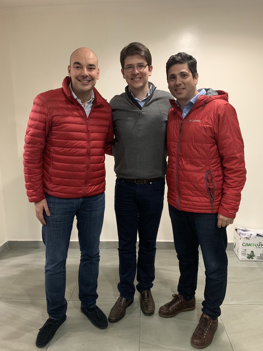 HoracioJSerpa's tweet image. Nos une la amistad, el trabajo y el amor por Bogotá. También somos afortunados de compartir en una misma generación para trabajar por más de 8 millones de capitalinos. Es el momento de construir sobre lo bueno que Bogotá ha edificado. Ánimo @MiguelUribeT. #BogotáNoPuedeRetroceder