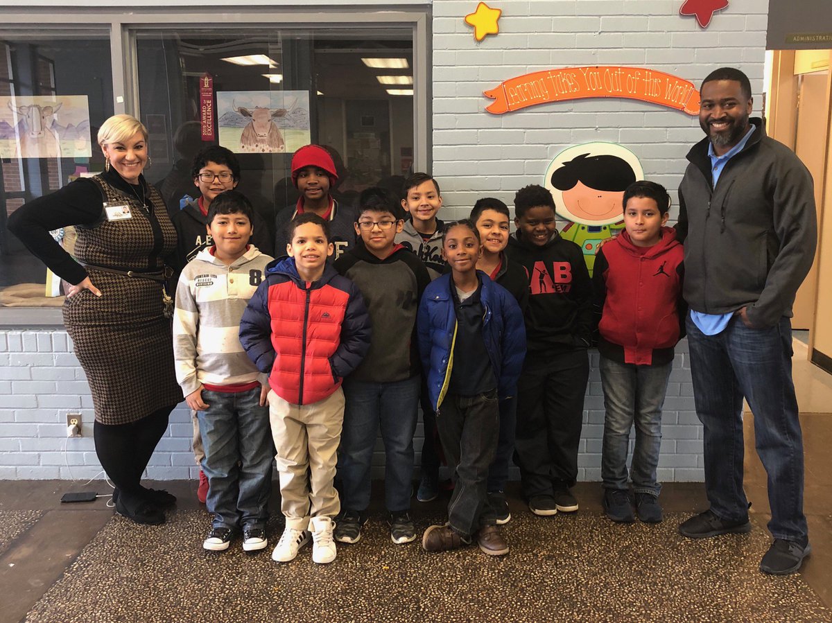 meagprinciPAL's tweet image. Thank you #ATMProject for taking our boys to visit Blue Bell Creamery today!!!! I loved hearing all about the cool things they saw and all the ice cream they tasted! #WeAreGrissom #AscendingToMen #leadwithlove @SouthArea_HISD @krollins41 @NicoleMooreHisd @dianaGibsonJoh1