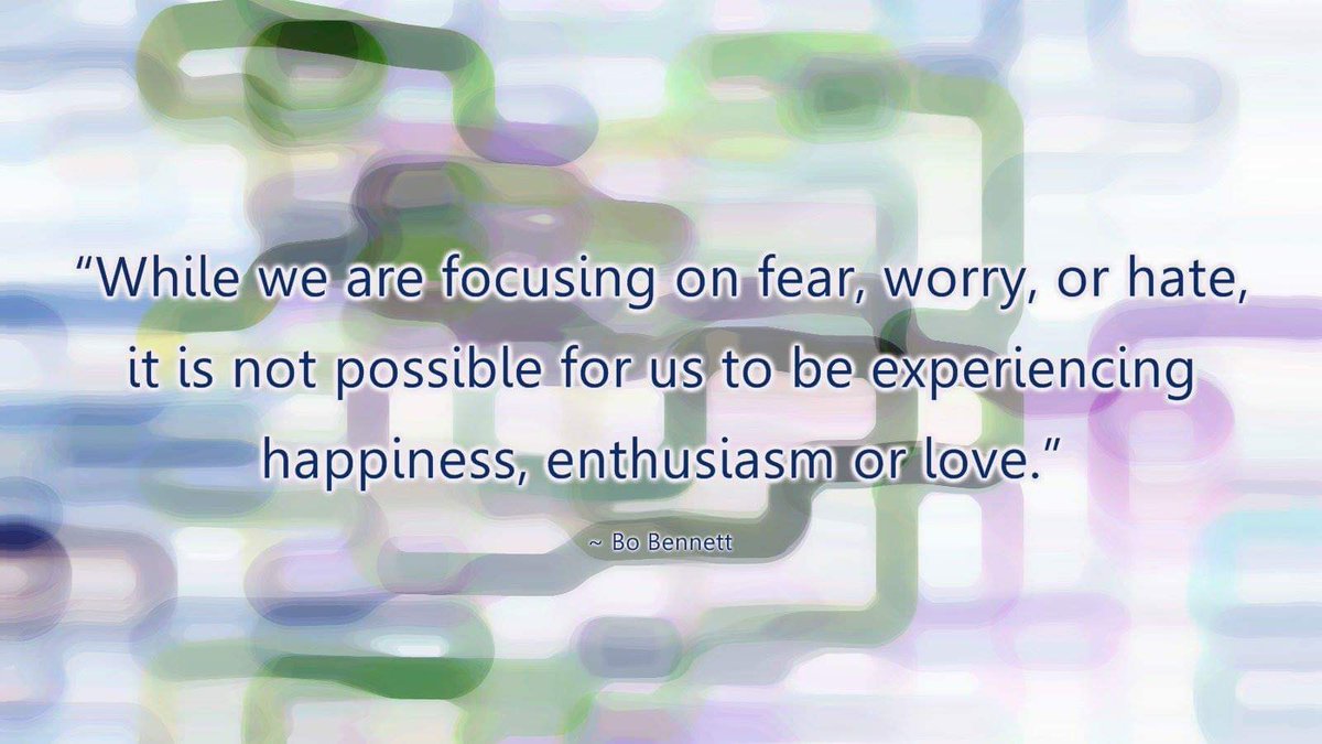 BeingHuman24x7's tweet photo. Don't let the fear bring you down! Live life with a smile and be proud! 
#success #happy #inspiration #fear #nofear #QuoteOfTheDay #Quotes #FridayFeeling https://t.co/sOCZvCpcPd