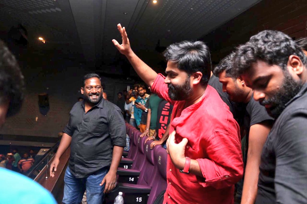 evs_channel's tweet photo. #VRVFDFS #vrvfromtoday @MahatOfficial @Actor_SimbuFC @iamharishkalyan @LycaProductions @SimbuFansClub #VanthaRajavathaanVaruven #EVSChannel
For more videos
https://t.co/Crkozncc47 https://t.co/X7jraMx0Tu