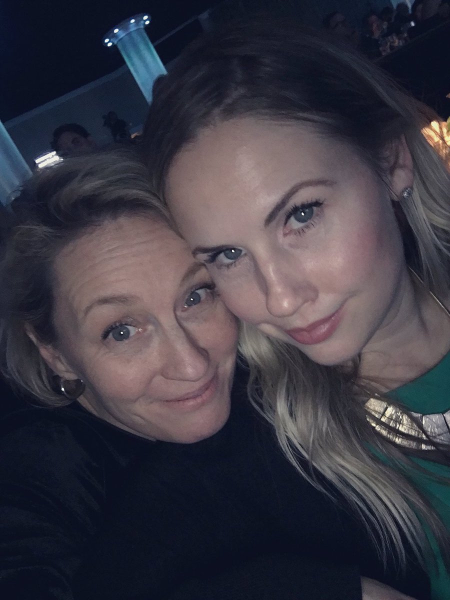 krishabullock's tweet photo. Celebrating Casting Directors at the Artios Awards! https://t.co/aUiAlDseq0