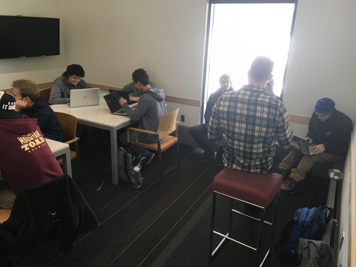 diggerloop's tweet image. Excited to welcome our new team members to Diggerloop! Here they are getting a crash course on the pod. Clayton, Aaron, Seth, Zach, and Tyler, glad to have you!
#Diggerloop #Hyperloop #Helluvaengineer #MinesLife #CoschoolofMines