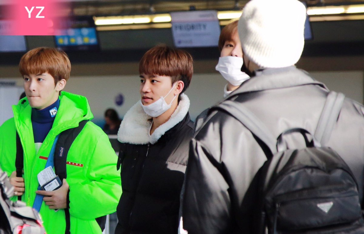 190122, taeil has arriving at Incheon Airport after having a schedules on SMTOWN in Chile (190118~190121) i bet he's having a jetlage huhuhu 