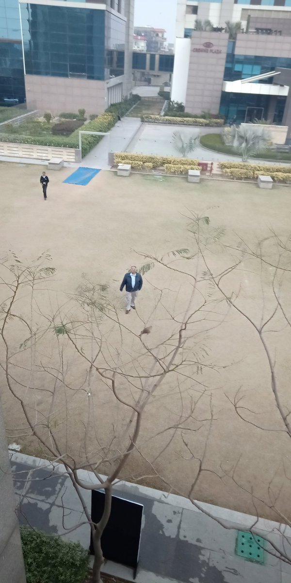 Traderscarnival's tweet photo. And @kapil_tandon checks in to the Carnival. An ace Trader/scalper, he will talk about Nifty outlook and markets direction #TC2018 https://t.co/x93UtD6tVy