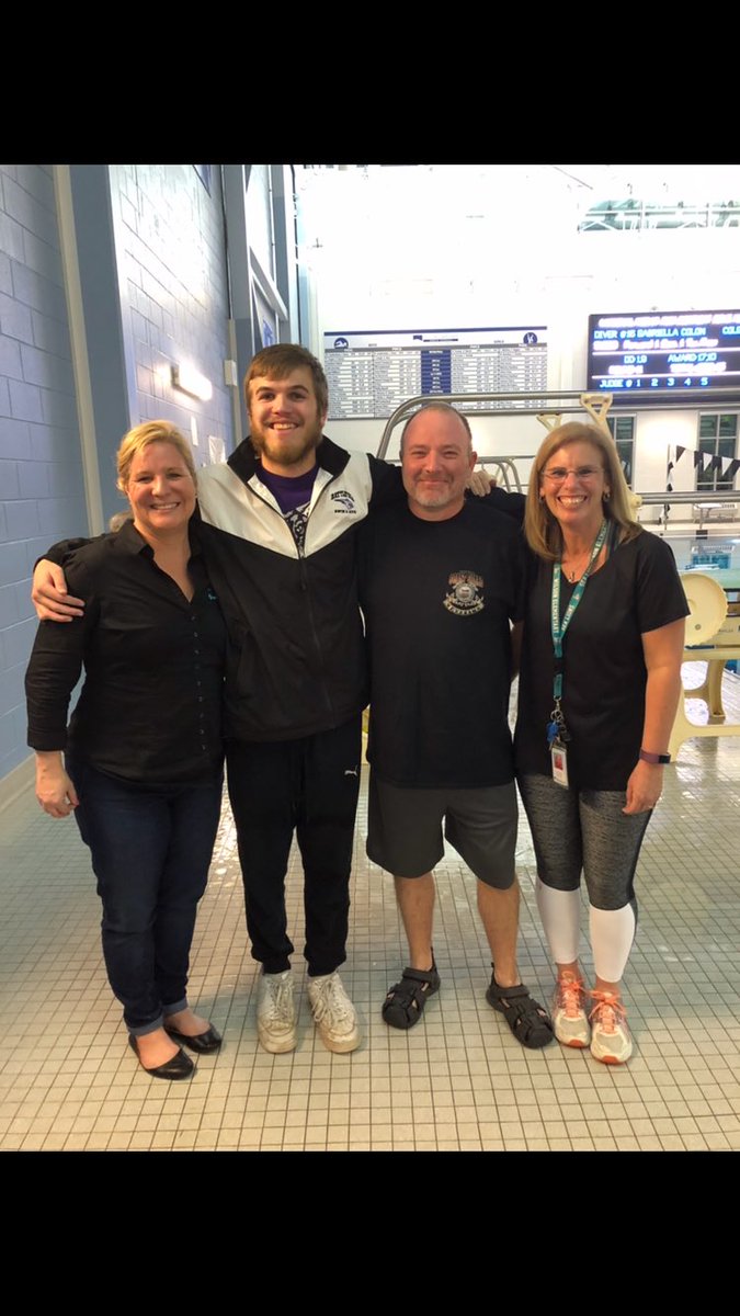 SpringBoardKite's tweet photo. This year was my best dive season ever, I love my coaches so much with all my heart thanks for an amazing last season 😊❤️🎉 @PWCSdive https://t.co/NA4um6RSGq