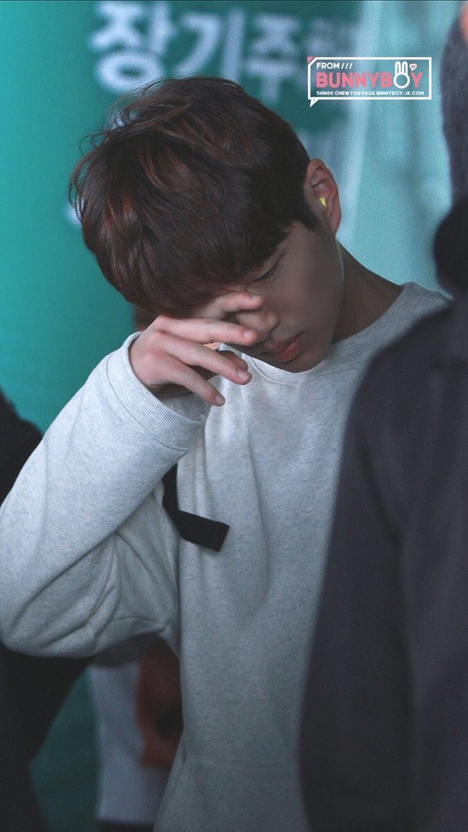 starryonew's tweet photo. he sleepy 💤 https://t.co/9AGVJtFQTh