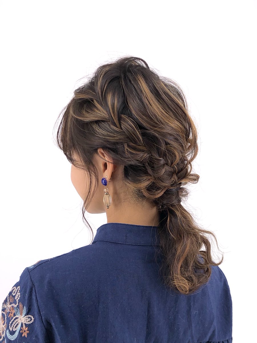 kimarusalon's tweet photo. ✨大反響✨初回ヘアアレンジ料無料💕
プロのヘアメイクがアレンジ💘12時〜20時の間でお好きな時間に来店可能✌️
⚠️アレンジご希望の方⚠️
公式Line https://t.co/MzbCZQcwZJ を追加して頂き、
①お名前②年齢③電話番号④twitter or Instaからの応募をご記入のうえ
メッセージをお送りください https://t.co/V6IsbSOt2Z