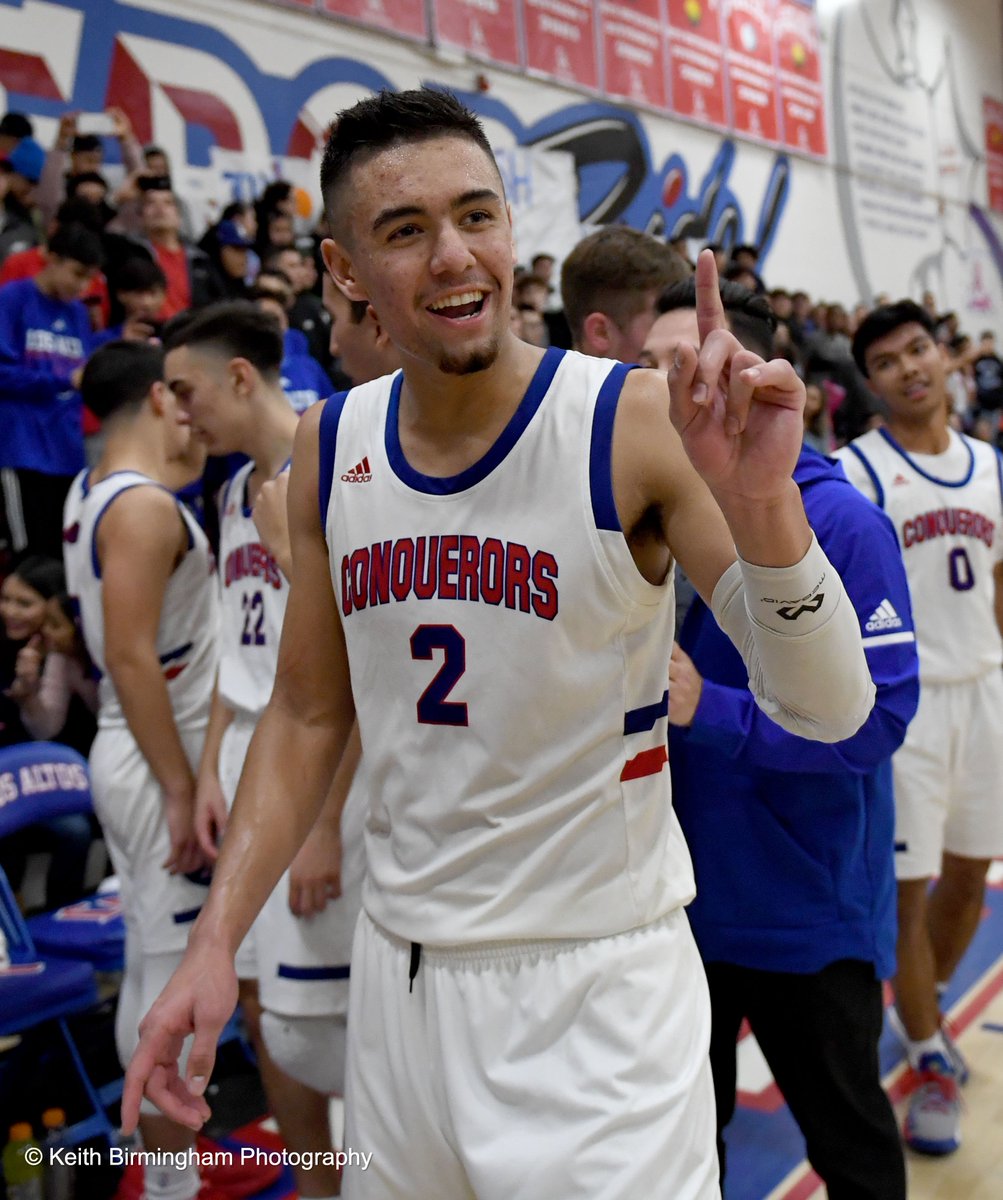 photowkb's tweet photo. Jarod Lucas #2 of Los Altos scores 52 points to set the all time CIF-SS career scoring leader with 3,285 points to pass Glendora’s Casey Jacobsen. @InsideSoCalSpts @SGVNSports @cifss #ciffss @NikonUSA #nikonlove #photography #losaltos #jarodlucas #basketball #oregonstate https://t.co/5hhWgOaMri