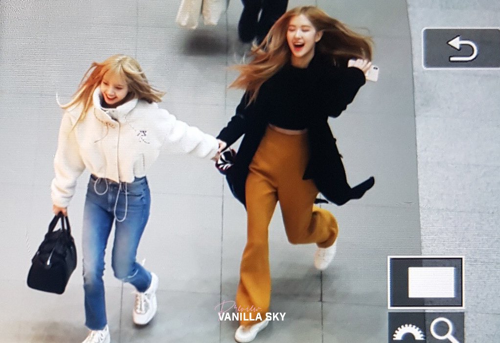 190201 ICN
#블랙핑크 #리사 #로제 #BLACKPINK #LISA #ROSÉ
