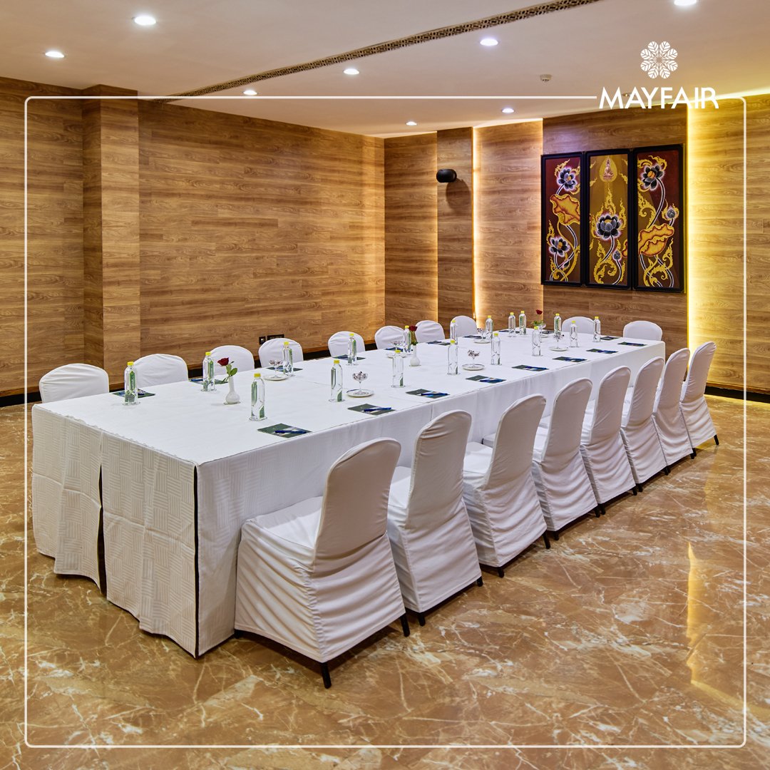MayfairResorts's tweet photo. Konark at #MAYFAIR Waves, Puri is a stately looking board room with spankingly stylish interiors which can be used for small #corporate or business meetings. For enquiries please visit https://t.co/Z3TKeZKSjv #BusinessMeetings #MAYFAIRWaves #Puri https://t.co/voJHSRVj2y