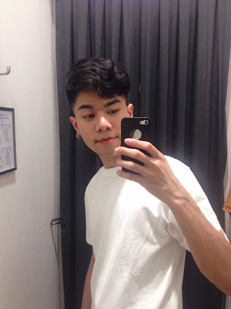 cherparnnn's tweet photo. ดัดผมมาไม่รู้ว่ารอดไหมแต่ว่าชอบผมตัวเองตอนนี้มาก https://t.co/VpC9sBjBzM