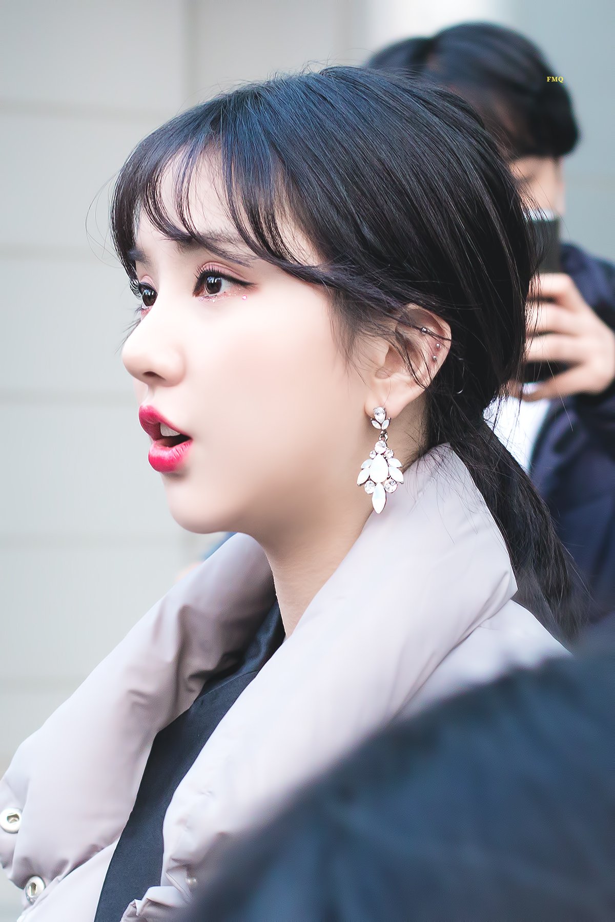 DyTEChCUUAAWnG8.jpg:large