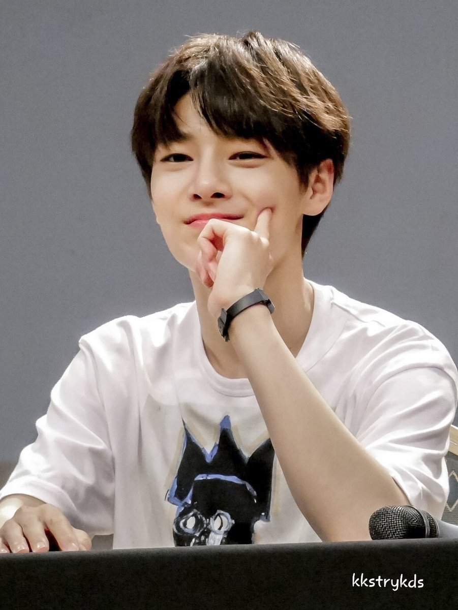 jeongin pics (@jeonginpics) on Twitter photo 