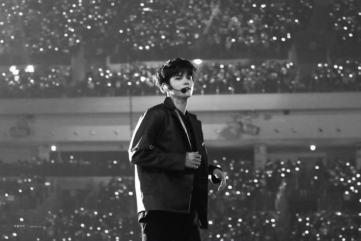 summerboy_osw's tweet photo. 190125 Therefore 
첫사랑 기억조작🖤

#옹성우 #ongseongwu https://t.co/KPzWwfPAYm