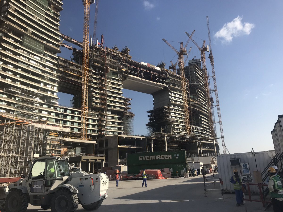 PaulTDoherty's tweet photo. Great to see The Royal Atlantis taking shape - fantastic views of the Palm Jumeirah from the top of the residential tower ! @fgouldconnect @SNCLavalin  @atkinsglobal https://t.co/tUGaOb34PK